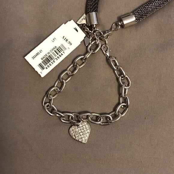 GUESS Silver and Black Mesh Bracelet with Heart Charm 2 bracelets - Picture 2 of 3